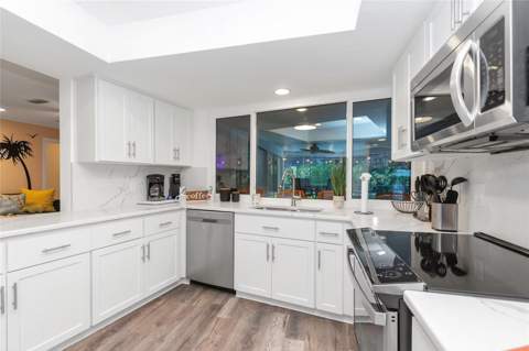 14221 N 82nd Avenue, Seminole FL - photo 17 of 34