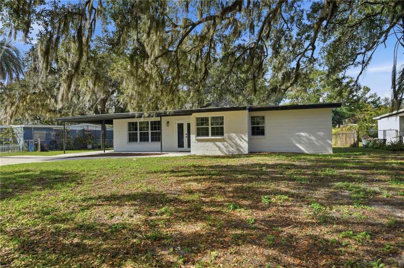 4 bedroom Single Family Residence at 707 Aberdeen Circle, Temple Terrace Riverside Subdi, Tampa — photo 2