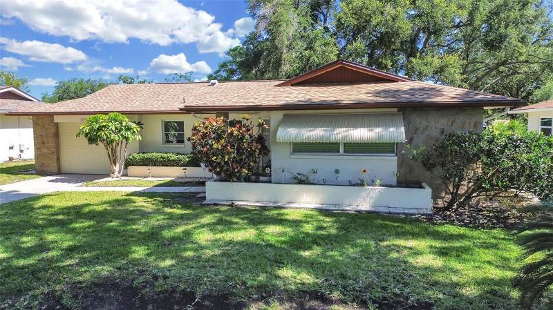 2 bedroom Single Family Residence at 2819 Thistle Court, Highland Lakes, Palm Harbor — photo 3