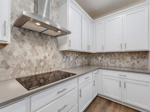 11515 Weaver Hollow Road, New Port Richey FL - photo 24 of 74