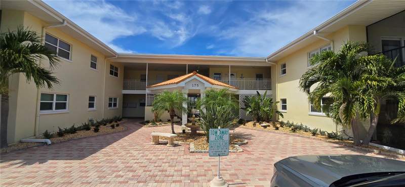 1 bedroom Condominium at 175 55th Avenue #204, Brightwaters Beach Condo, St Pete Beach — photo 2