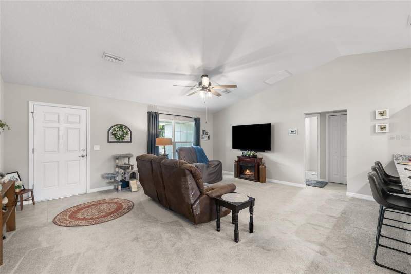3 bedroom Single Family Residence at 1831 NE 160th Place, Citra Highlands, Citra — photo 4