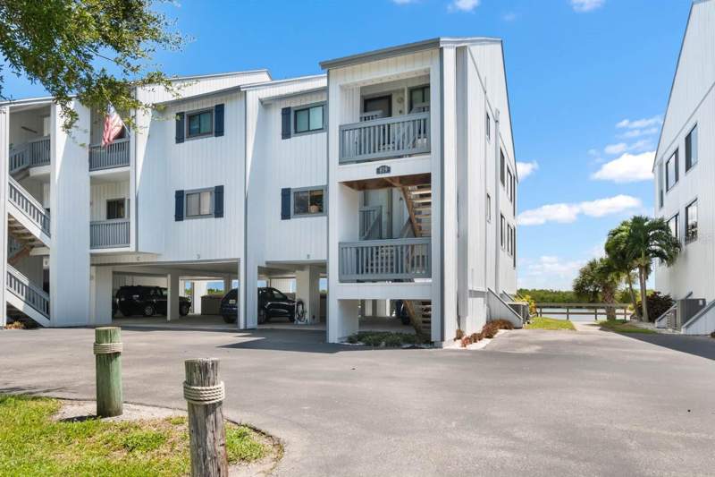 2 bedroom Condominium at 819 Bahia Del Sol Drive #A, Bahia Del Sol A Condo, Ruskin — photo 2