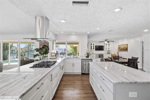 1997 Hawaii Avenue, St Petersburg FL - photo 13 of 60