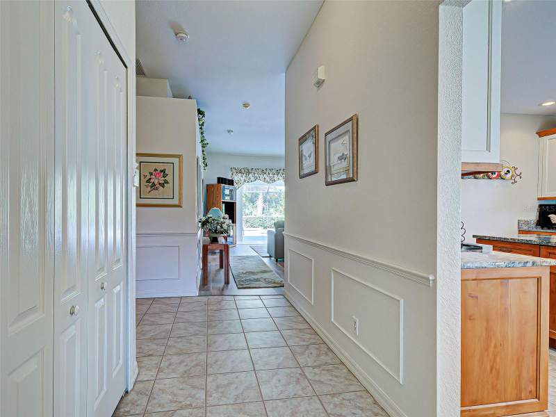2 bedroom Single Family Residence at 201 King Palm Court, Venice Palms Ph 1, Venice — photo 5