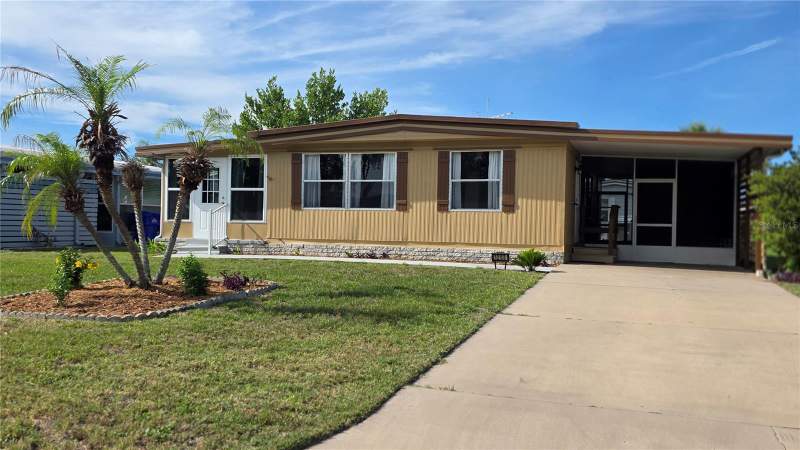 2 bedroom Manufactured Home at 1203 Apache Circle, Tavares Lake Frances Estates Unit 02, Tavares — photo 3
