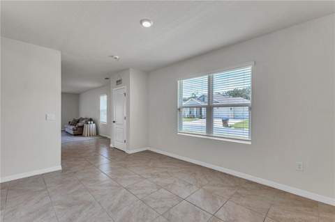 1702 Walnut Crk Drive, Kissimmee FL - photo 8 of 44