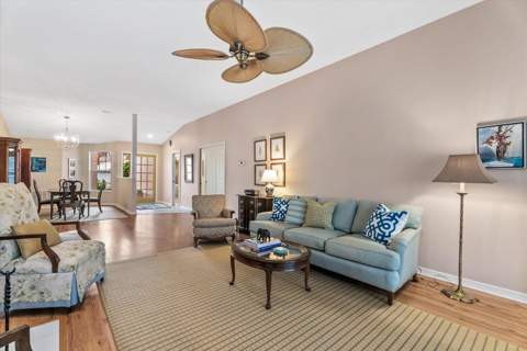 5815 Fairwoods Circle, Sarasota FL - photo 21 of 63