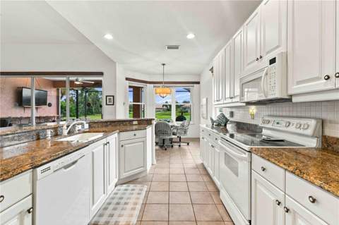 1542 San Ysidro Way, Venice FL - photo 21 of 65