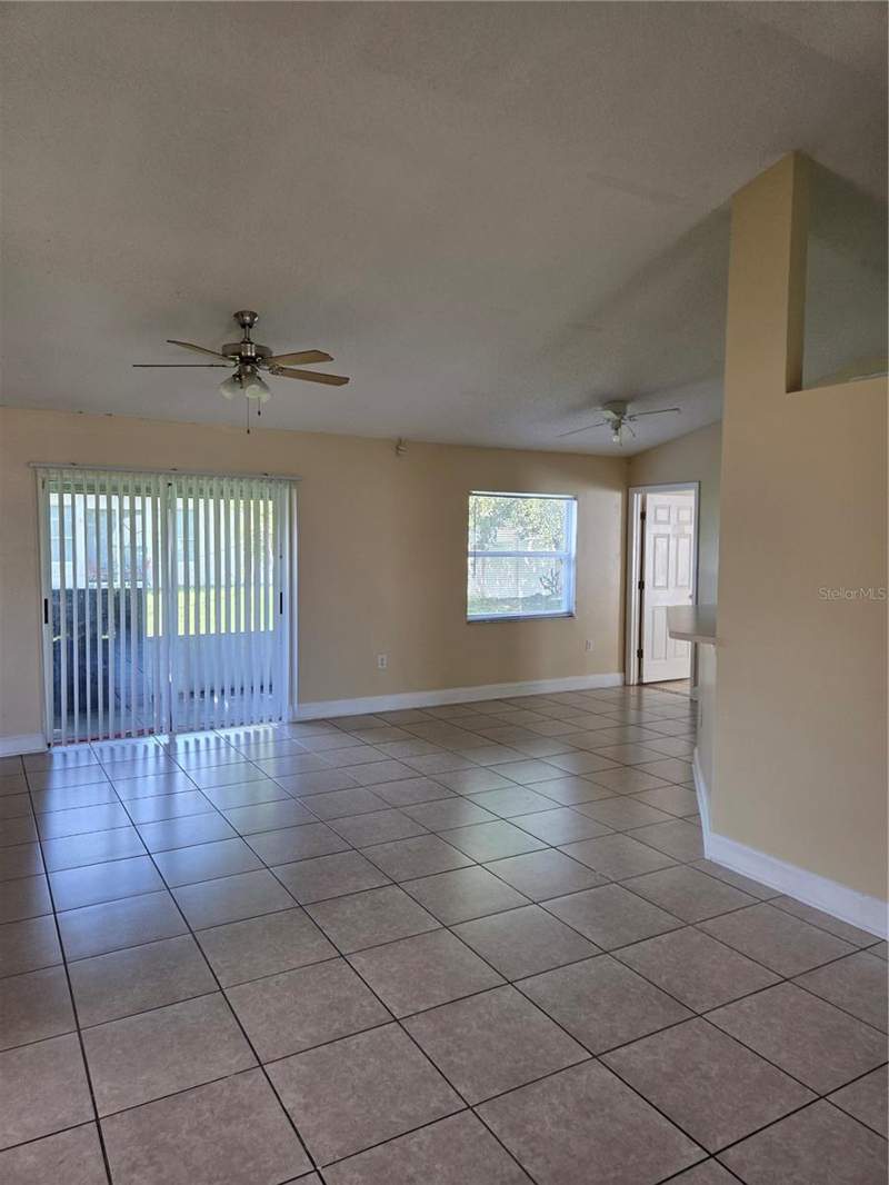 3 bedroom Single Family Residence at 953 Louvre Court, Poinciana Village 5 Nbhd 1, Kissimmee — photo 5