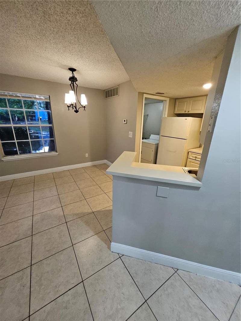 1 bedroom Condominium at 1908 Lake Atriums Circle #15, Plaza/Millenium, Orlando — photo 3