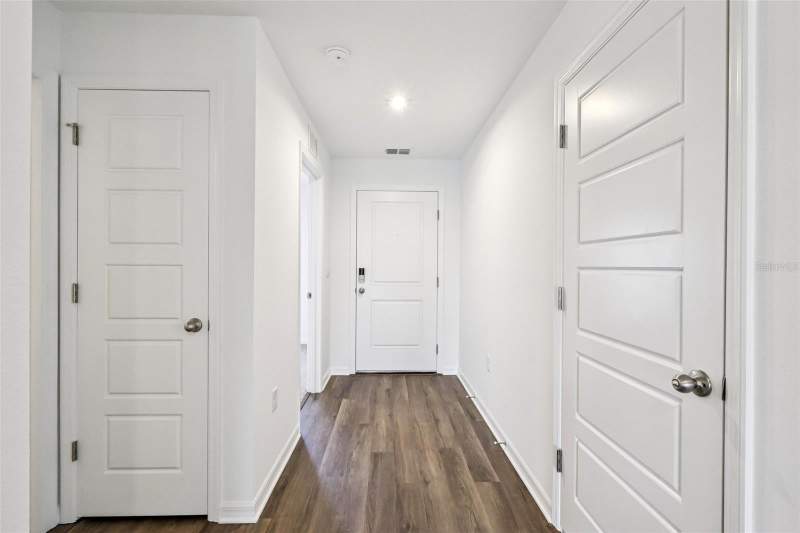3 bedroom Single Family Residence at 1158 Amber Waves Court, Leomas Landing - Phase 2, Lake Wales — photo 2