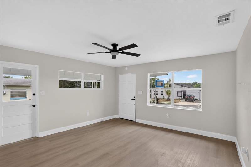 3 bedroom Single Family Residence at 3413 PARIS PLACE, SILVER STAR ESTATES, ORLANDO — photo 2