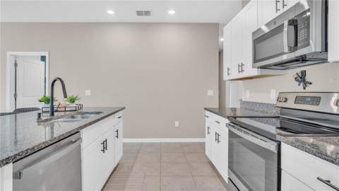 1841 Crinkle Leaf Court, Ruskin FL - photo 8 of 29