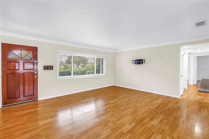 3 bedroom Single Family Residence at 6195 28th Avenue, Holiday Park 2nd Add, St Petersburg — photo 5