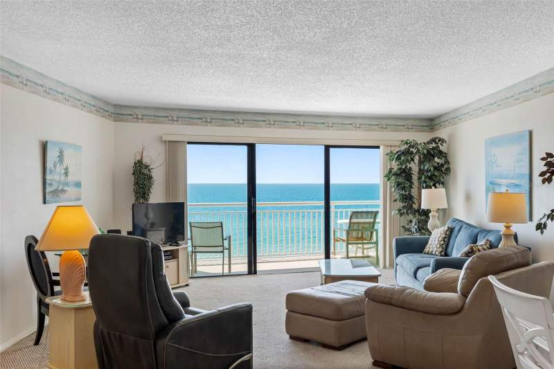 1 bedroom Condominium at 19440 Gulf Boulevard #506, Chateaux Condo, Indian Rocks Beach — photo 4