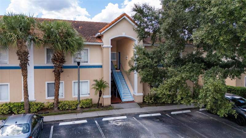 Villa Del Sol/Meadow WoodsCondos for Sale in Orlando, FL