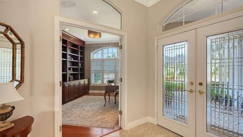 8008 Royal Birkdale Circle, Lakewood Ranch FL - photo 18 of 86