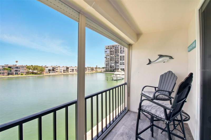 1 bedroom Condominium at 7625 Sun Island Drive #304, Bay Island Group 7, South Pasadena — photo 5