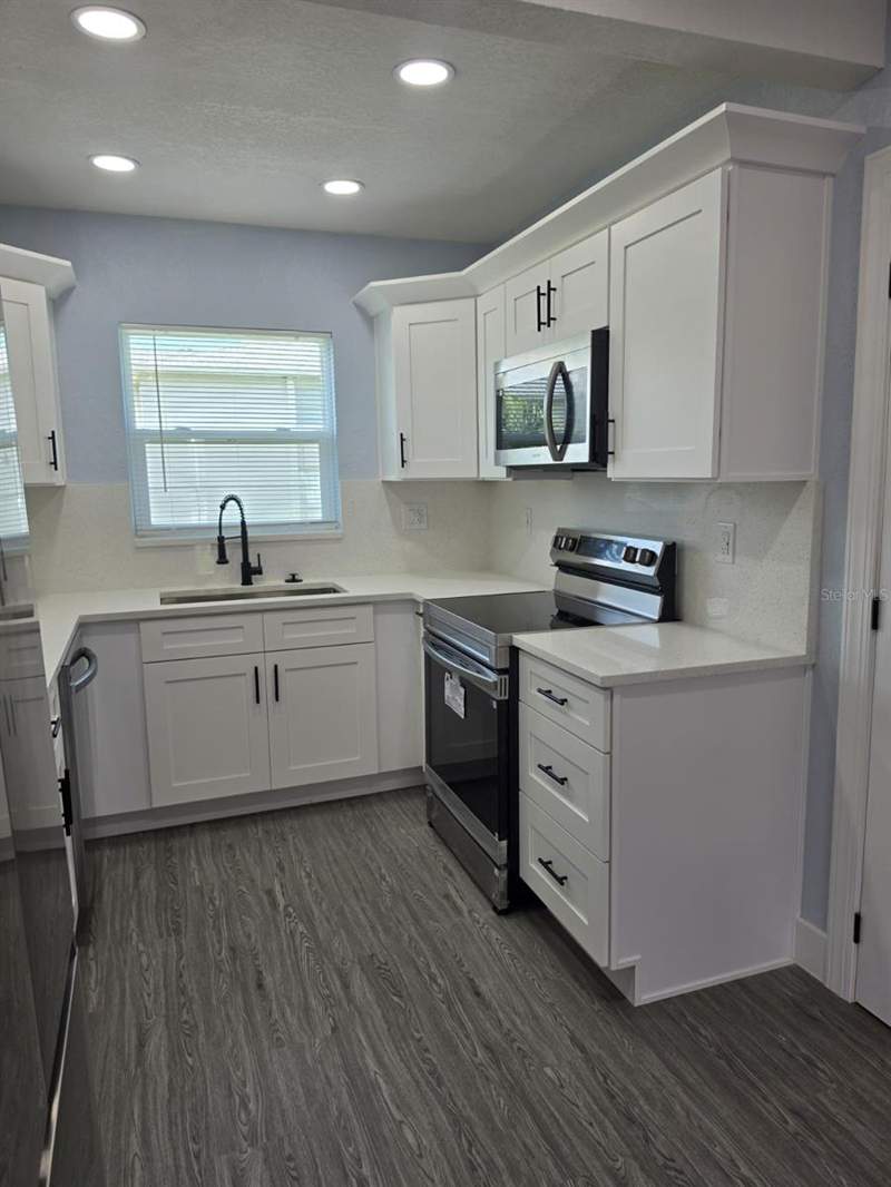 3 bedroom Single Family Residence at 7710 Coral Vine Lane, Adamo Acres Sub Un 1, Tampa — photo 4