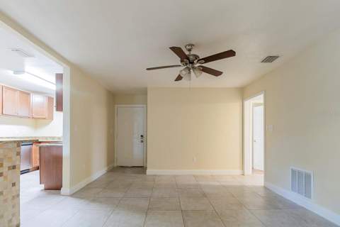 4320 Meadowbrook Avenue, Orlando FL - photo 7 of 24