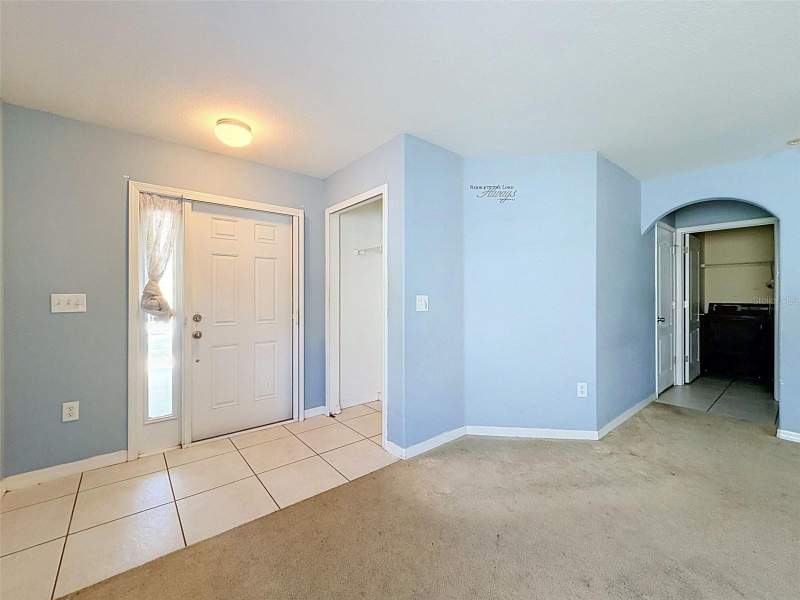 5 bedroom Single Family Residence at 12611 Chenwood Avenue, Verandahs, Hudson — photo 3