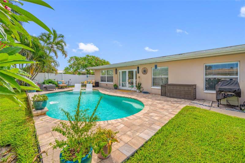 3 bedroom Single Family Residence at 14921 Sovereign Drive, Imperial Point Unit 4A, Largo — photo 2
