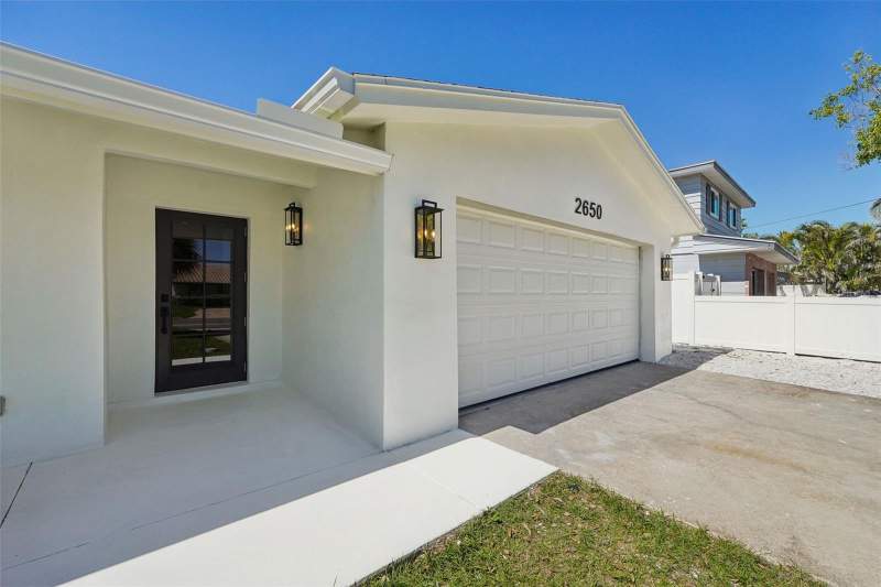 4 bedroom Single Family Residence at 2650 E VINA DEL MAR BOULEVARD, VINA-DEL-MAR SEC 2 ADD, ST PETE BEACH — photo 5