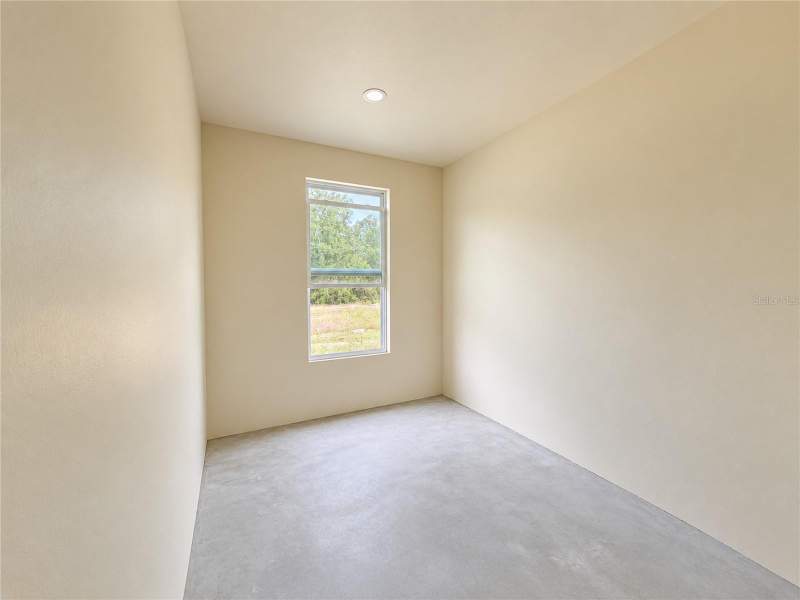 5 bedroom Single Family Residence at 5025 SW 179th Place, Marion Oaks Un Six, Ocala — photo 4