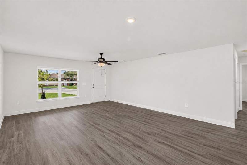 3 bedroom Single Family Residence at 437 Alvina Avenue, Emerald And Alvina Estates, Lake Wales — photo 5
