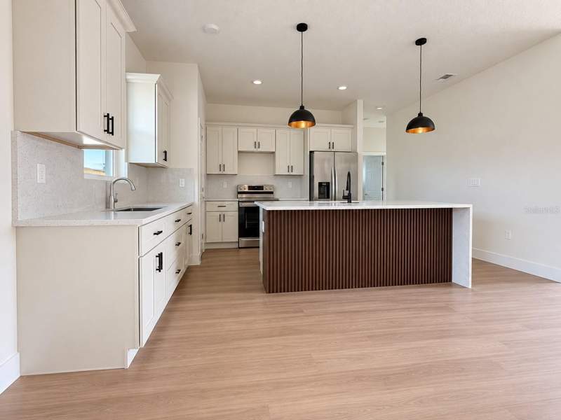 4 bedroom Single Family Residence at 3955 SW 138th Place, Marion Oaks Un 1, Ocala — photo 4