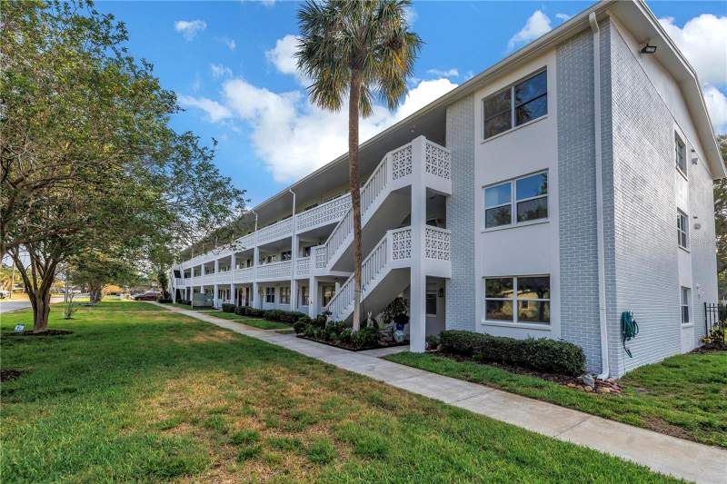 Winston Gateway Assoc Inc Condo