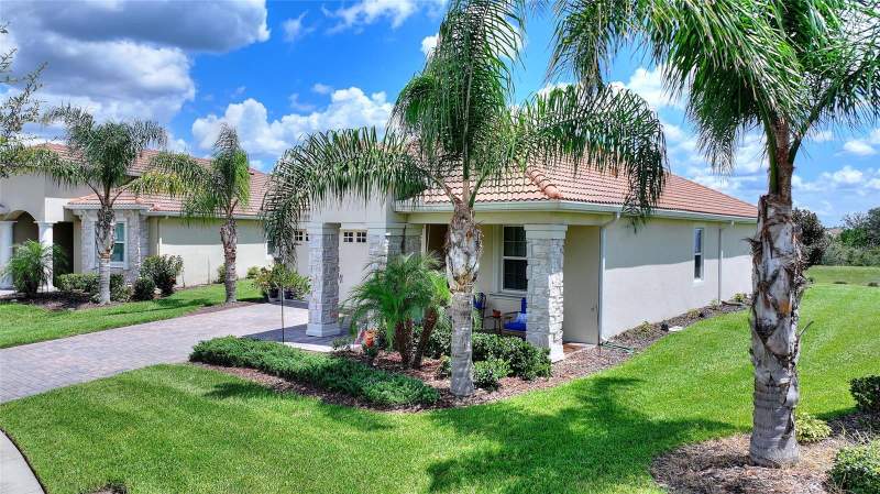 3 bedroom Single Family Residence at 8990 Ace Loop, Stoneybrook South North Prcl Ph 5, Davenport — photo 4