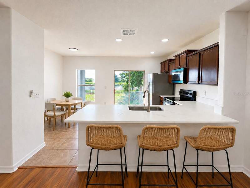 5 bedroom Single Family Residence at 2217 Richwood Pike Drive, Hawks Point Ph 1B-1, Ruskin — photo 5