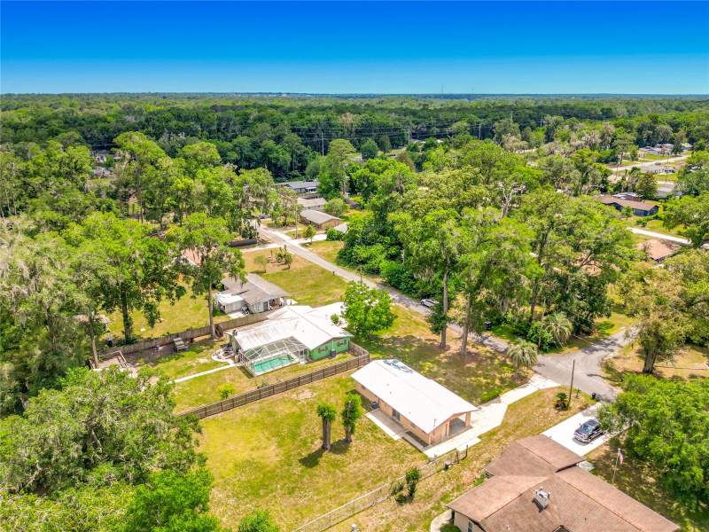 3 bedroom Single Family Residence at 3309 NE 16th Avenue, Roy Mims, Ocala — photo 2