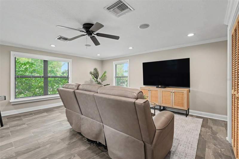 4 bedroom Single Family Residence at 475 HOLLY HILL ROAD, EAST LAKE WOODLANDS, OLDSMAR — photo 3