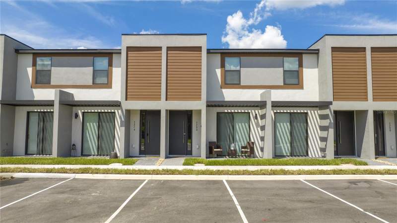 3 bedroom Townhouse at 3280 Tranquil Trail, Hub At Westside, Kissimmee — photo 5