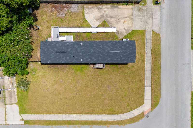 2 bedroom Manufactured Home at 8207 Charlin Parkway, Charlin Park Third Add, Orlando — photo 2