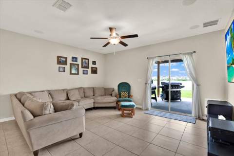 7505 Samuel Ivy Drive, Tampa FL - photo 18 of 62