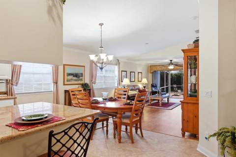 7621 Quinto Drive, Sarasota FL - photo 16 of 84