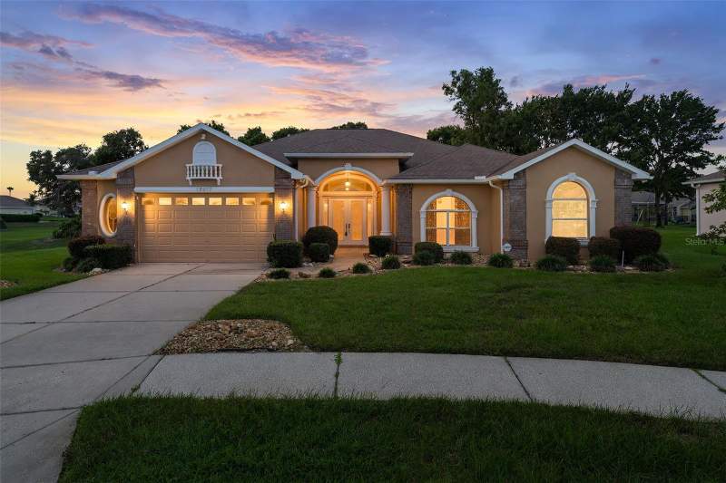 3 bedroom Single Family Residence at 13417 Whitehaven Court, Pristine Place Ph 4, Spring Hill — photo 2