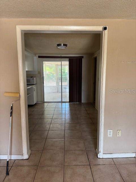 8811 Goshen Lane, Port Richey FL - photo 8 of 38
