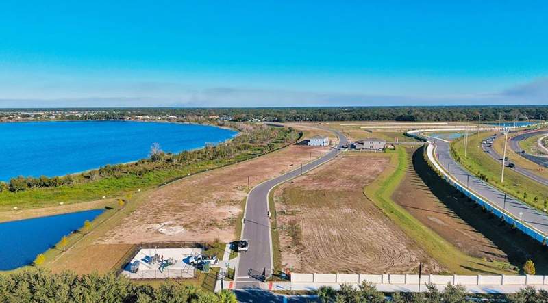 5 bedroom Single Family Residence at 19293 Lochside Lane, Lochside, Mount Dora — photo 5