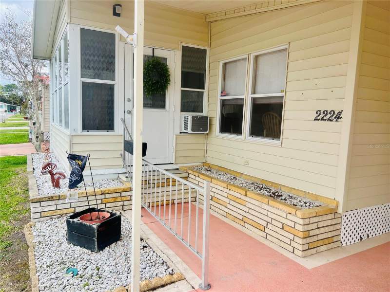 2 bedroom Mobile Home at 2224 Ca D Oro Drive, Venetian Estates, Sarasota — photo 3