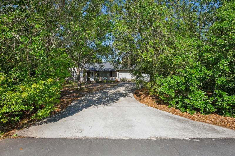 3 bedroom Single Family Residence at 804 WOODRUFF AVENUE, OAK ACRES, CLEARWATER — photo 3