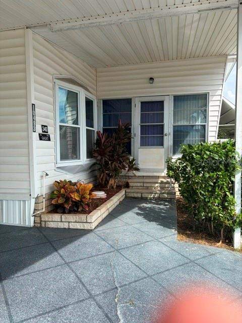 2 bedroom Mobile Home at 10493 Peaceful Drive, Largo, Largo — photo 3