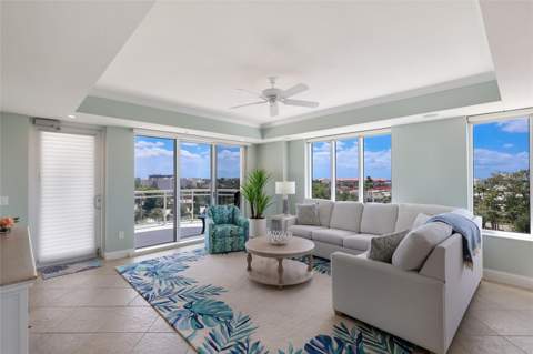 1640 Summerhouse Lane #40, Sarasota FL - photo 8 of 77