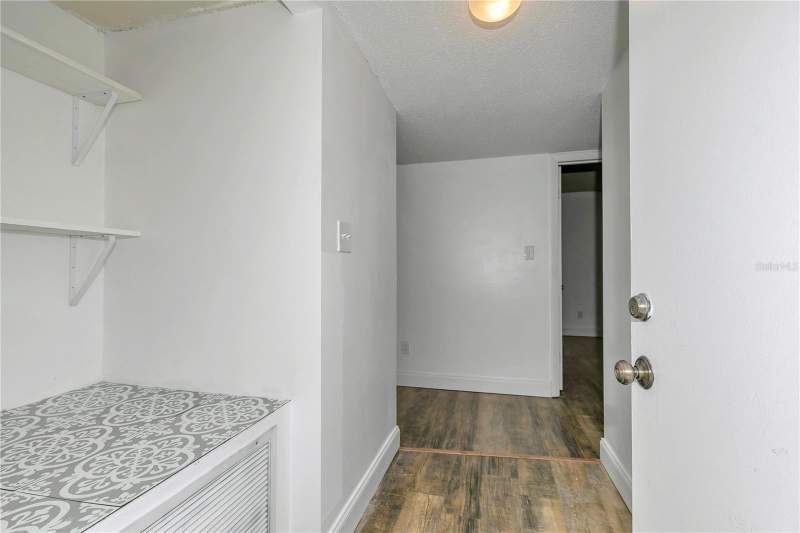 2 bedroom Condominium at 637 Silver Pass #B, Fairways/Silver Spgs Shores Co, Ocala — photo 4