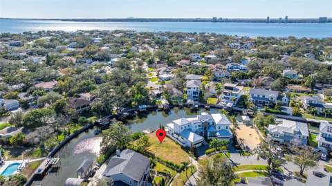 678 Geneva Place, Tampa FL - photo 6 of 13