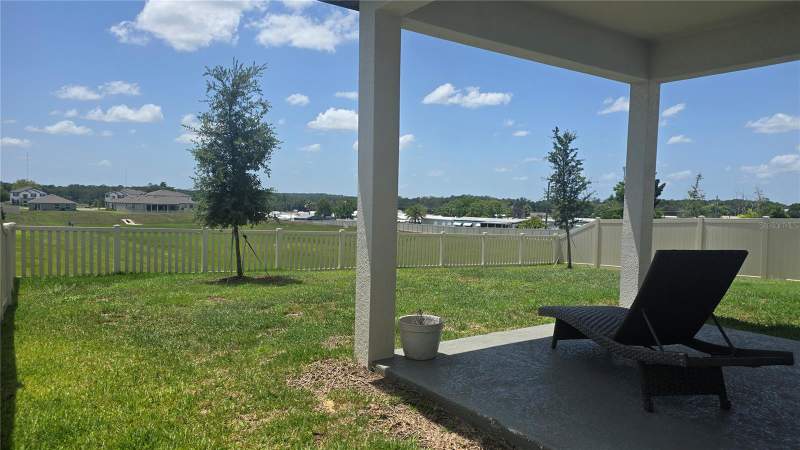 4 bedroom Single Family Residence at 12163 Stirrup Drive, Hilltop Point Rep, Dade City — photo 2